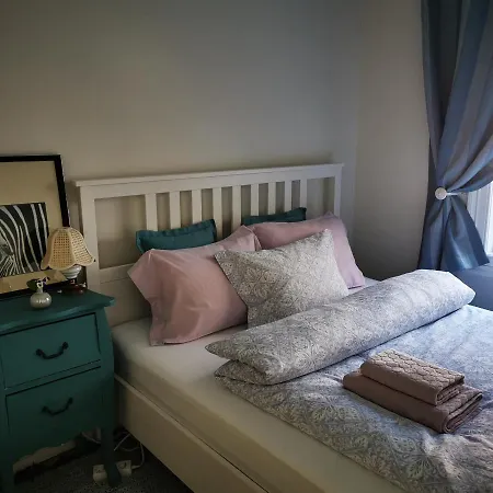 Charming In The Center Of Apartment *